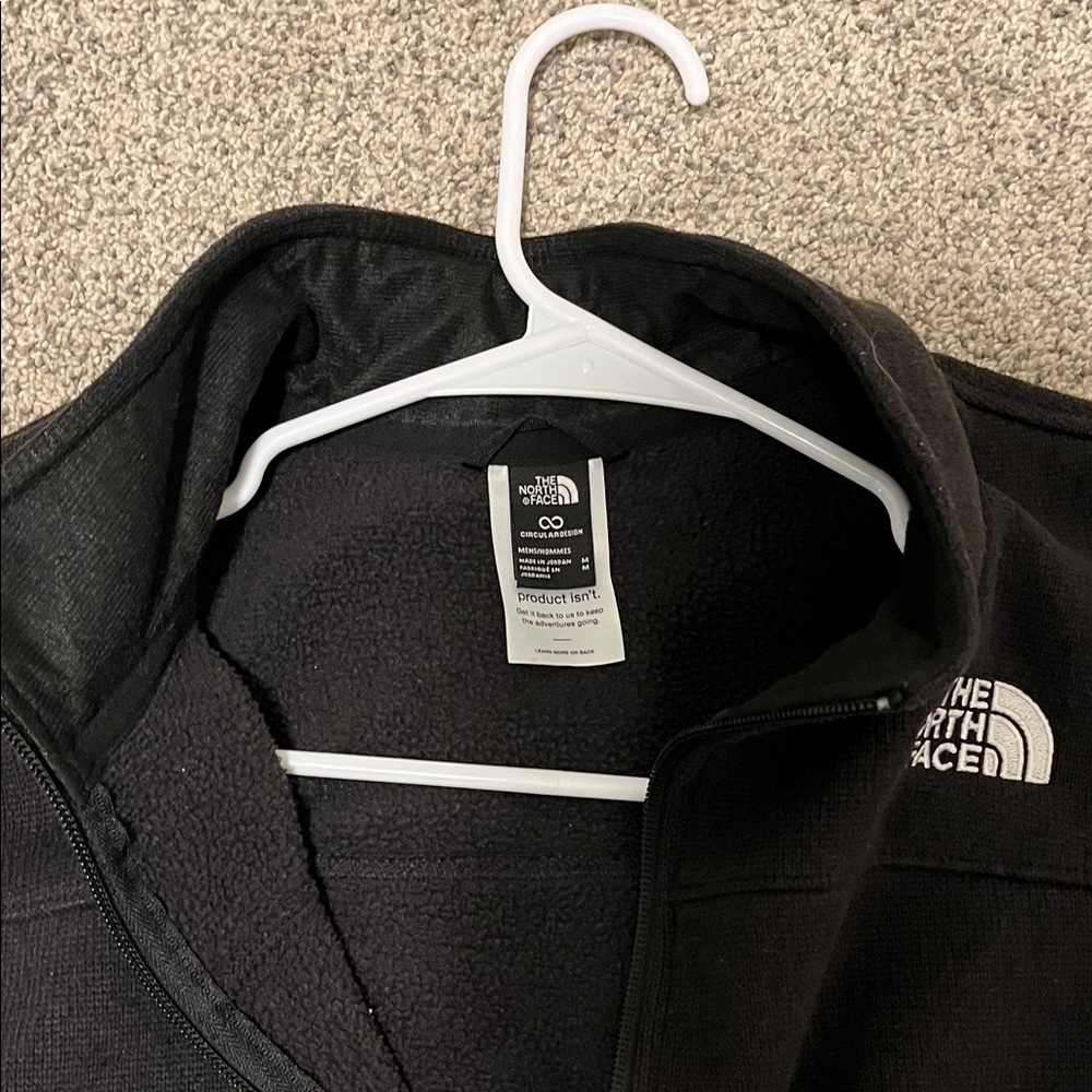 The North Face Classic charcoal Vest - Picture 2 of 3